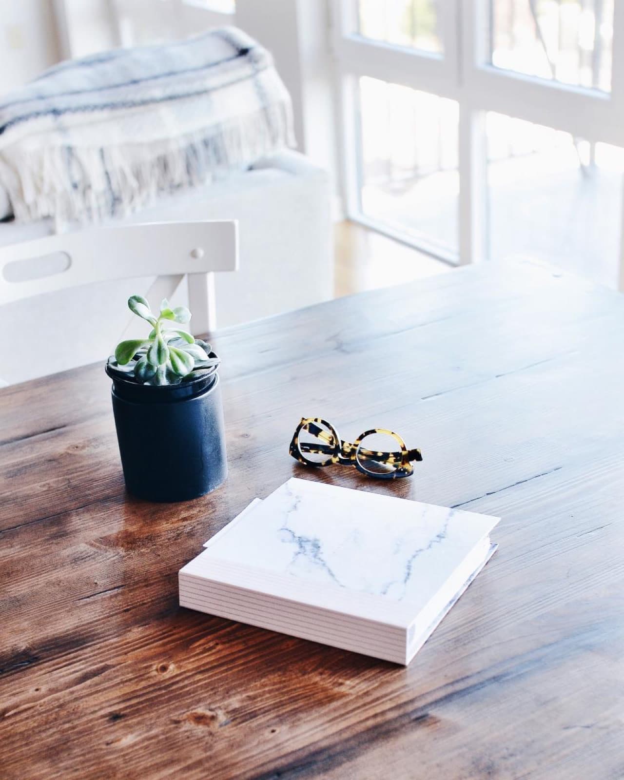 Havenwood Pedestal Coffee Table