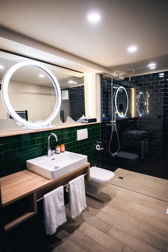 Havenwood Ribbed Mirror — photo 2